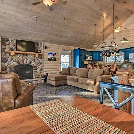 Brainerd Cabin On Camp Lake With Boat Slip And Dock!
